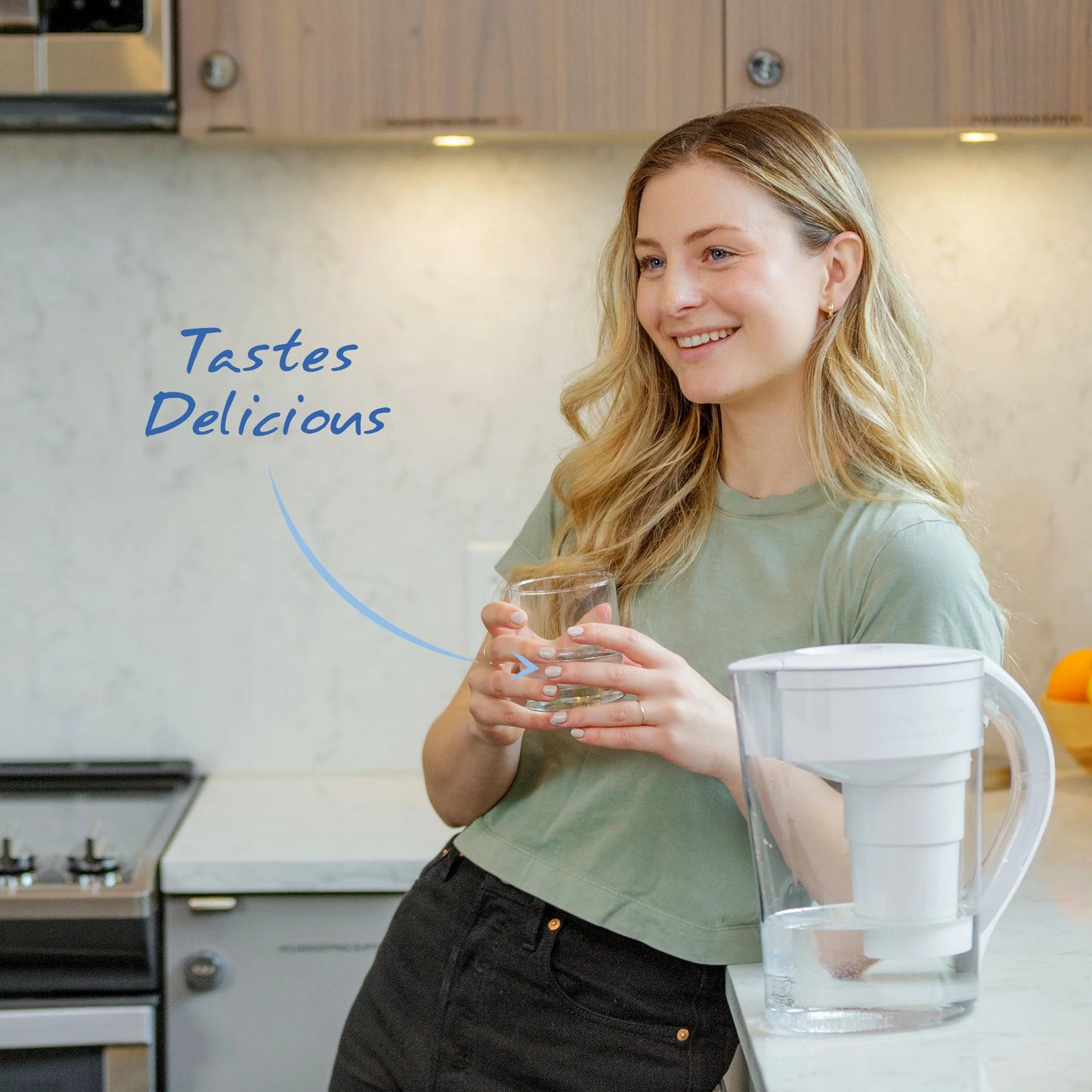 SANTEVIA MINA Pitcher